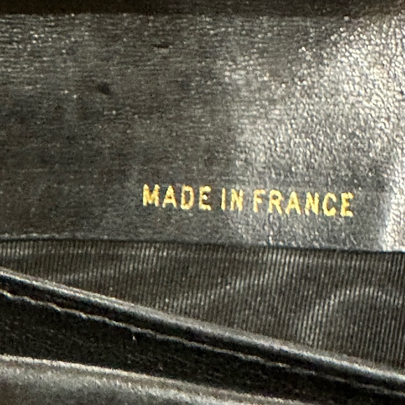 Chanel CC Timeless Caviar Vintage Wallet - Picture 10 of 16